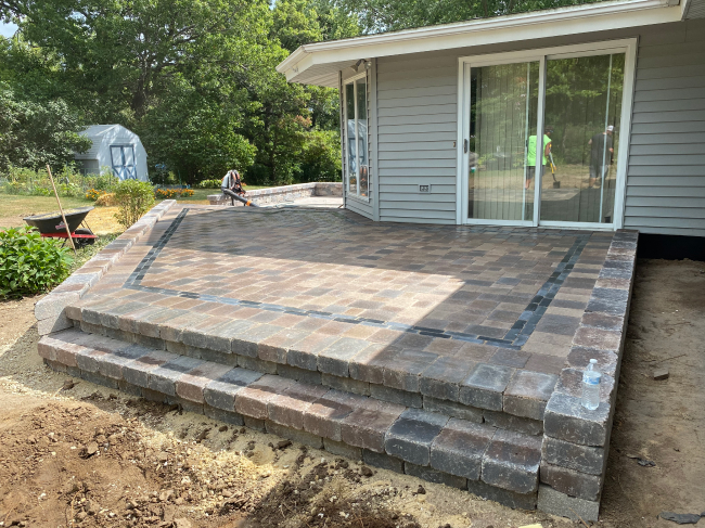 Landscape design and patio project near Lake Carroll